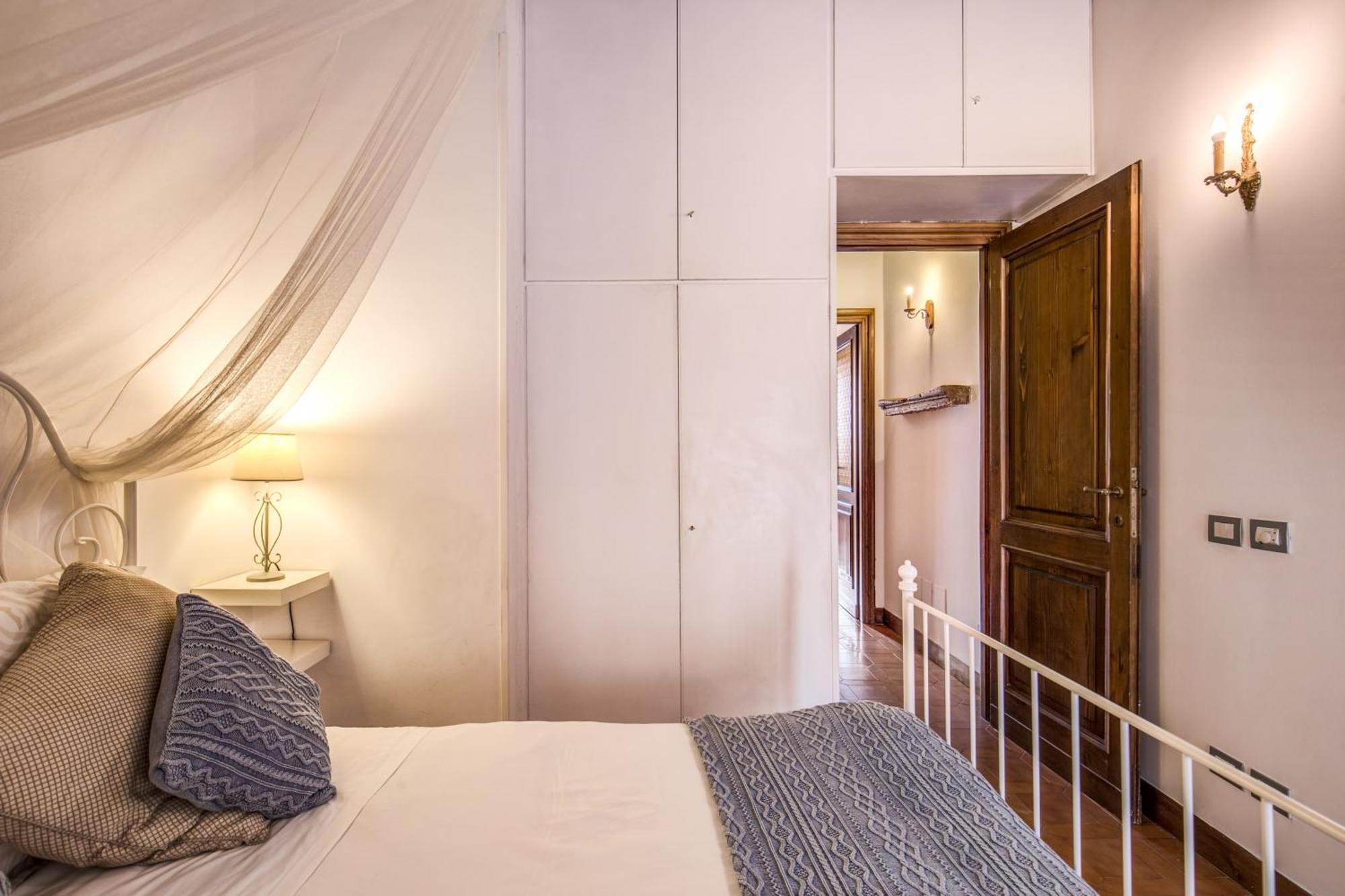 Elegant Apartment Behind The Colosseum Ρώμη Εξωτερικό φωτογραφία