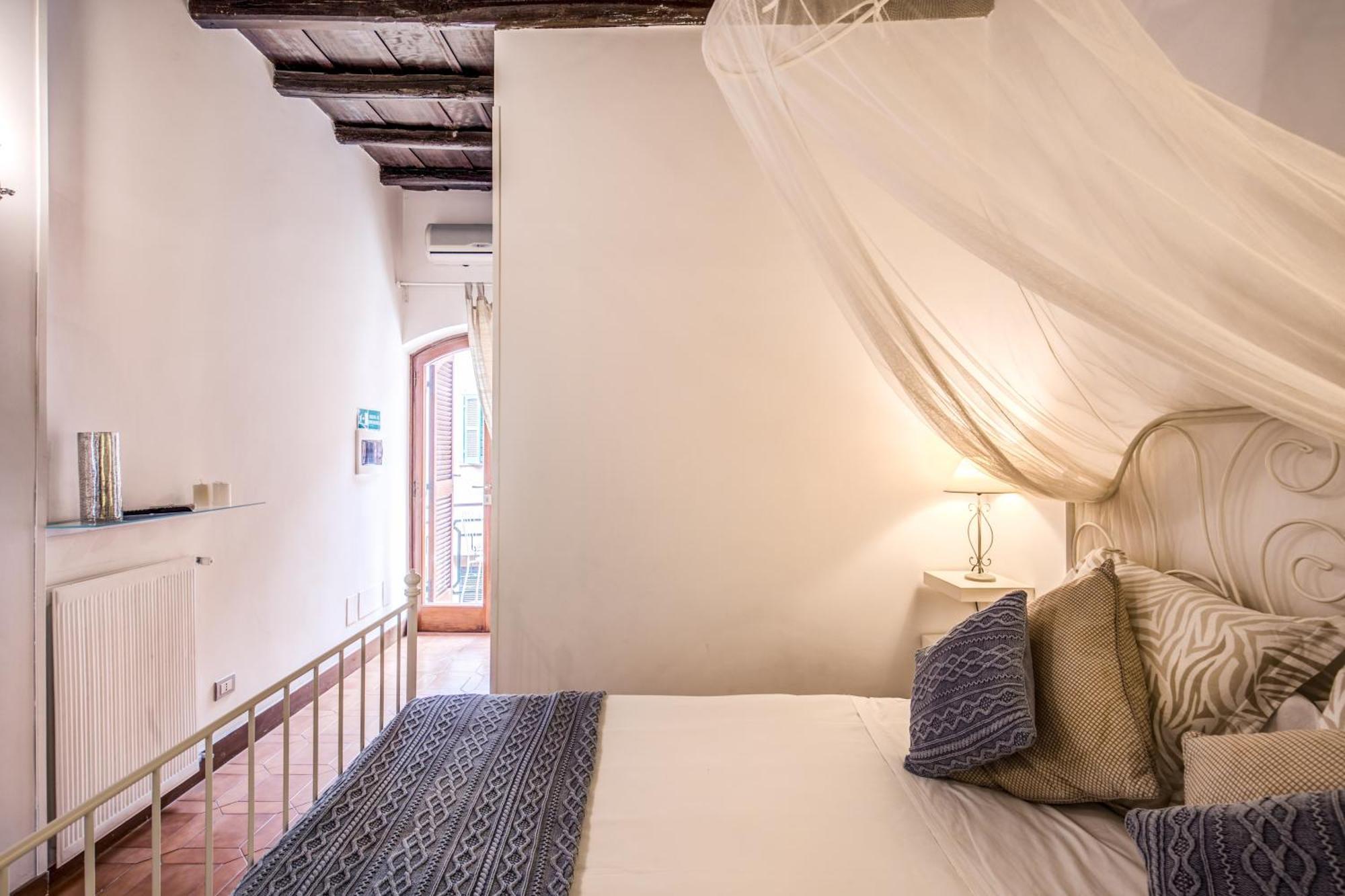 Elegant Apartment Behind The Colosseum Ρώμη Εξωτερικό φωτογραφία