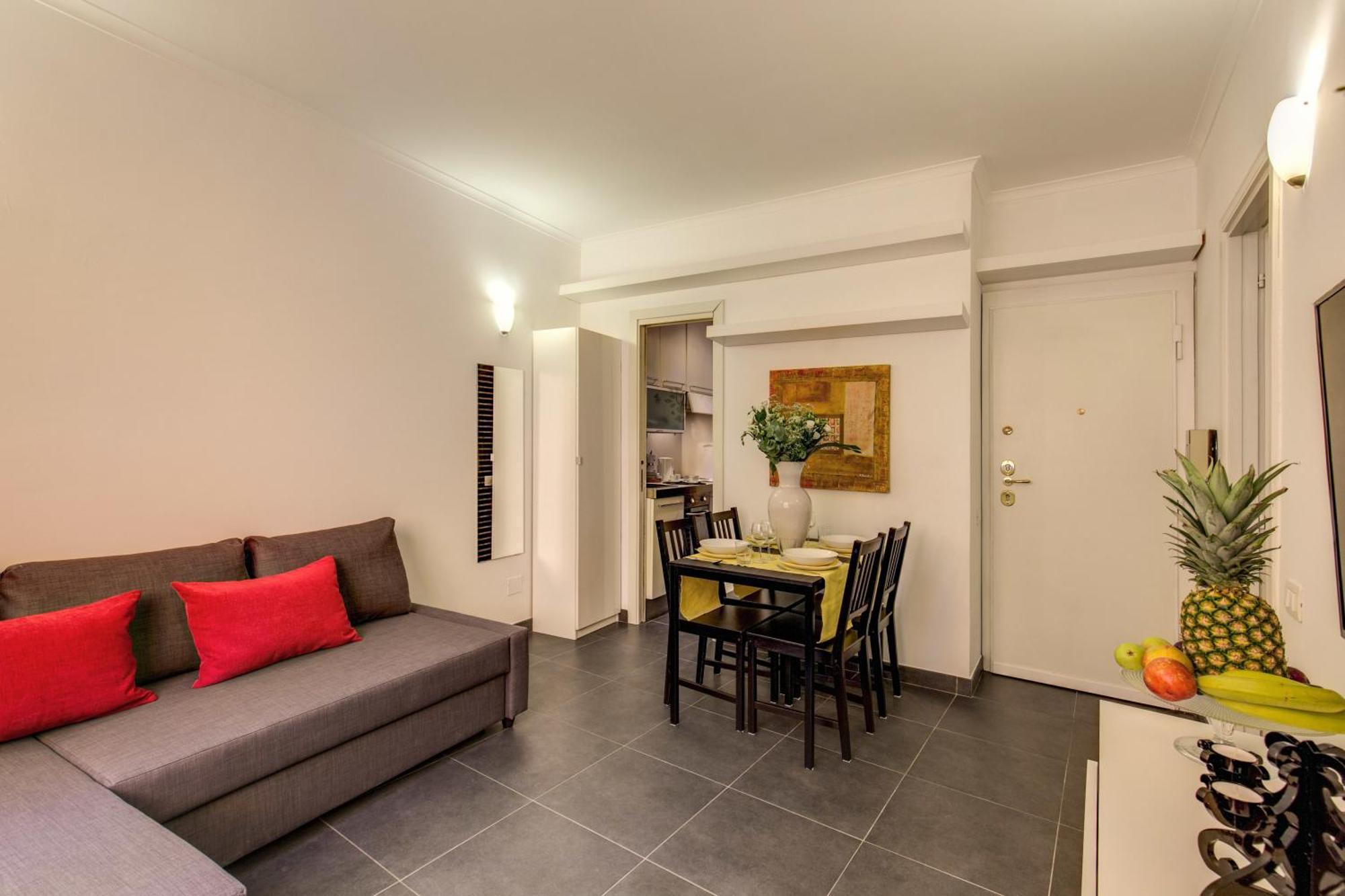 Elegant Apartment Behind The Colosseum Ρώμη Δωμάτιο φωτογραφία