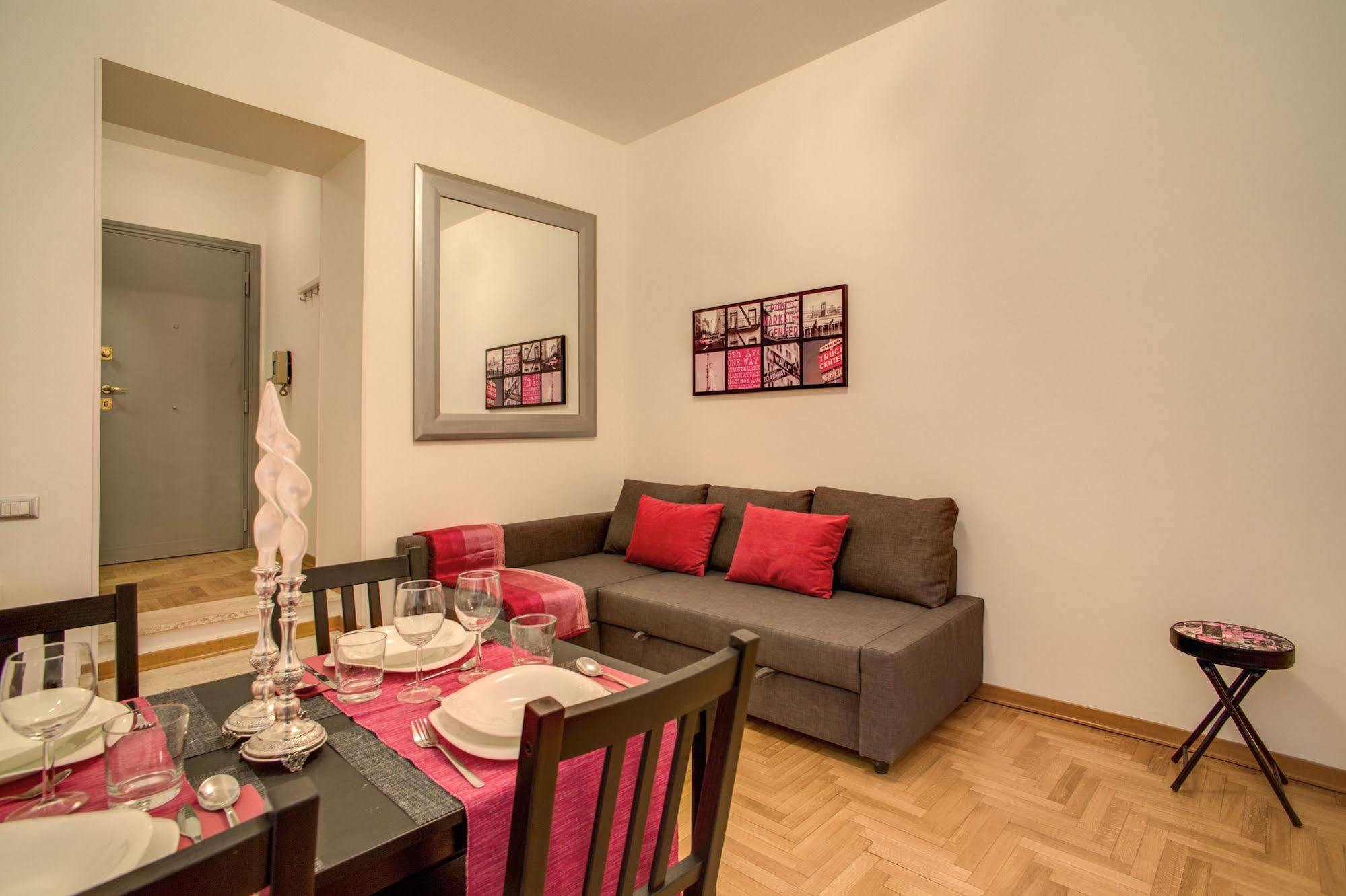 Elegant Apartment Behind The Colosseum Ρώμη Εξωτερικό φωτογραφία
